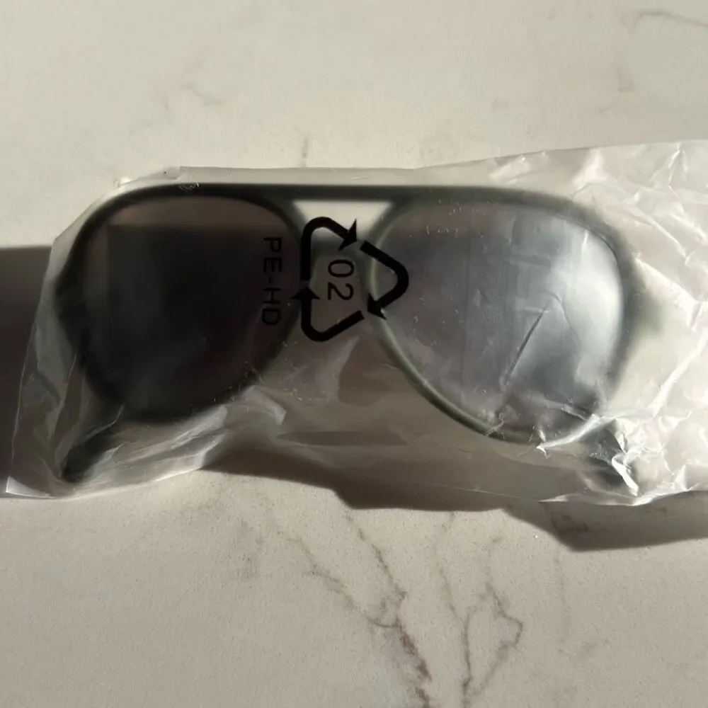 Janie and Jack Boy Aviator Sunglasses in Olivine Size 4 & Up